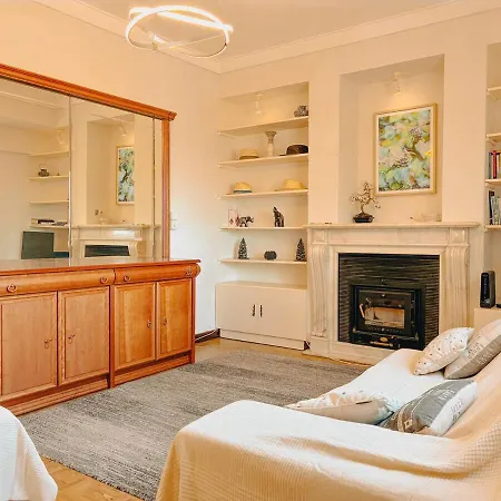 River Vista - 2 Bedroom Terrace Retreat
